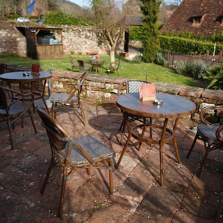 Chateau De Vassinhac Chambres D'Hotes Collonges La Rouge Luaran gambar