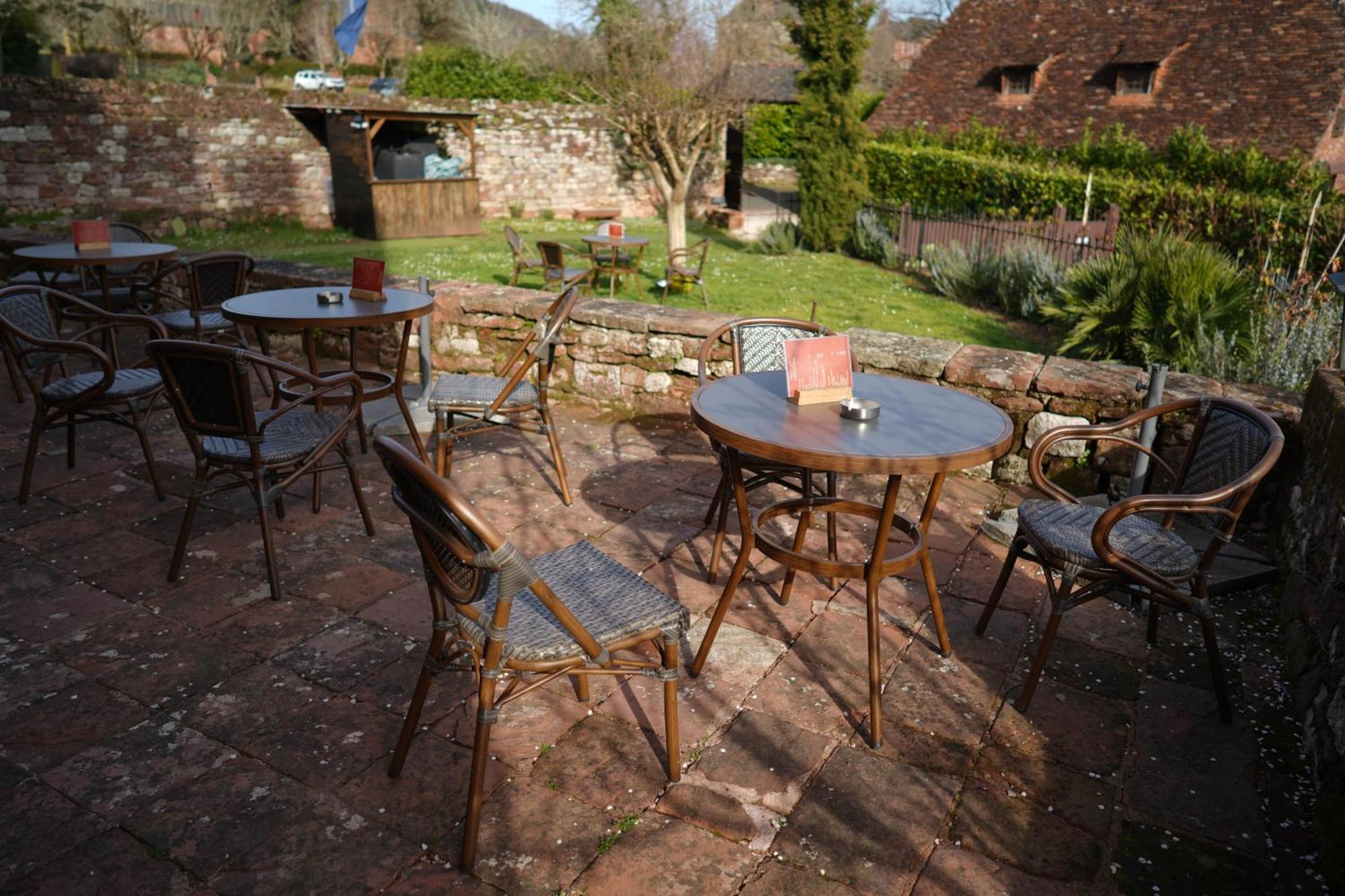 Chateau De Vassinhac Chambres D'Hotes Collonges La Rouge Luaran gambar